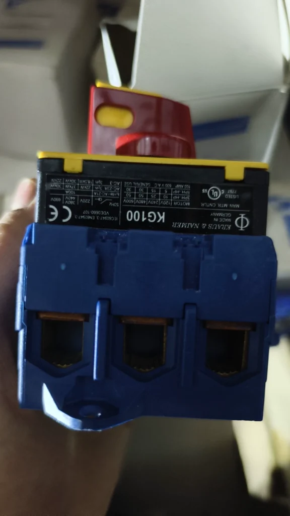 Kraus & Naimer KG100 Switch