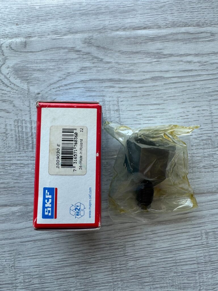 SKF 1009030E Connector