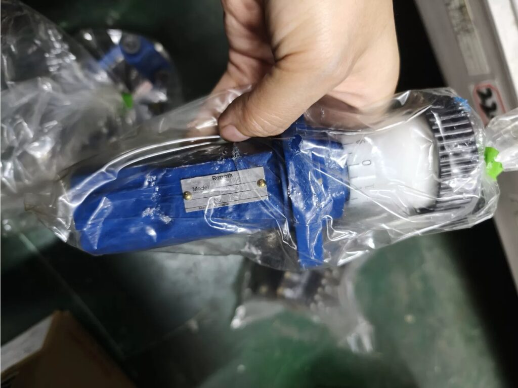 Bosch Rexroth Control Valve RD1-02T-D-331