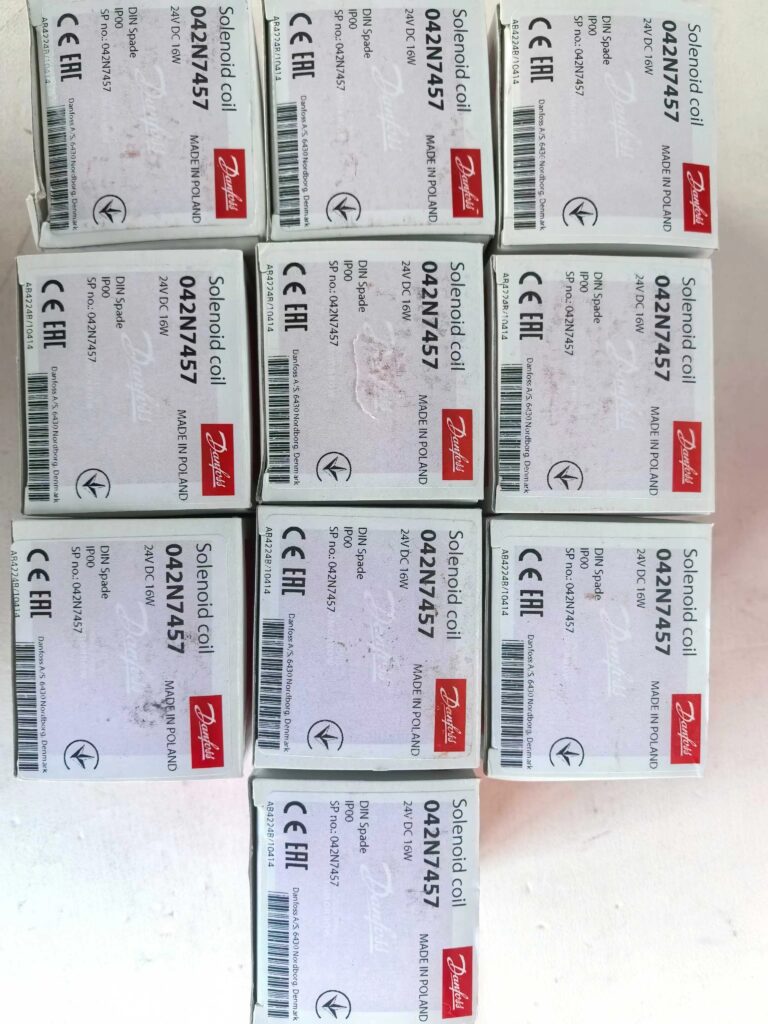 Danfoss 042N7457 Valve