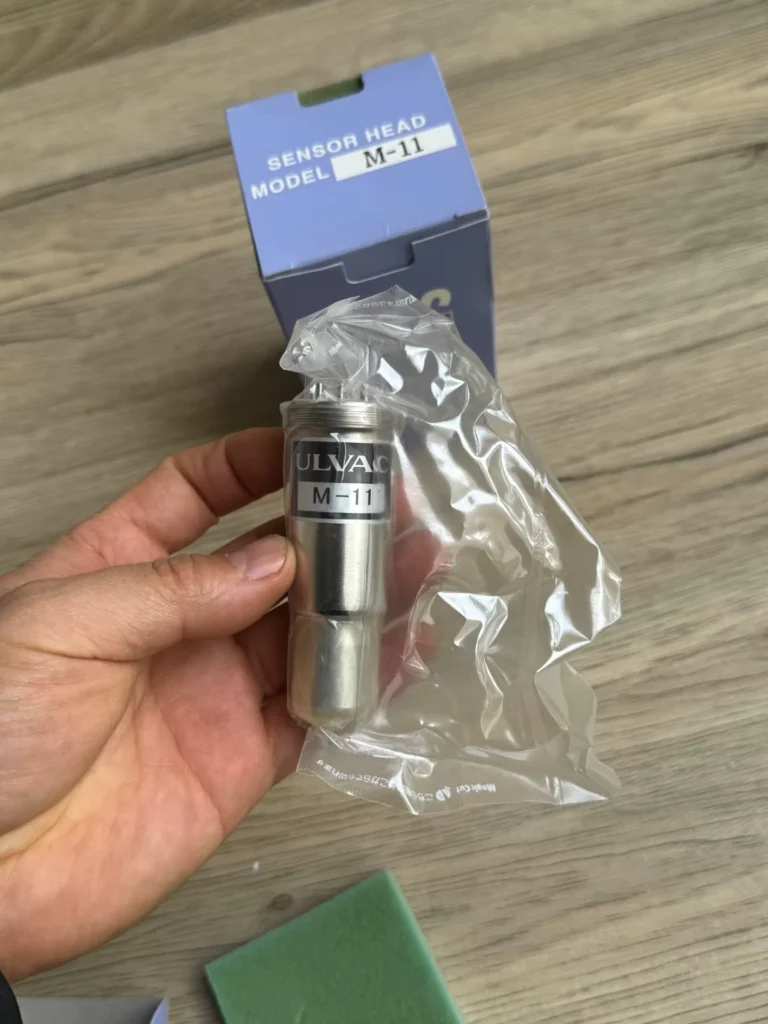 ULVAC M-11 Vacuum Gauge thumbnail
