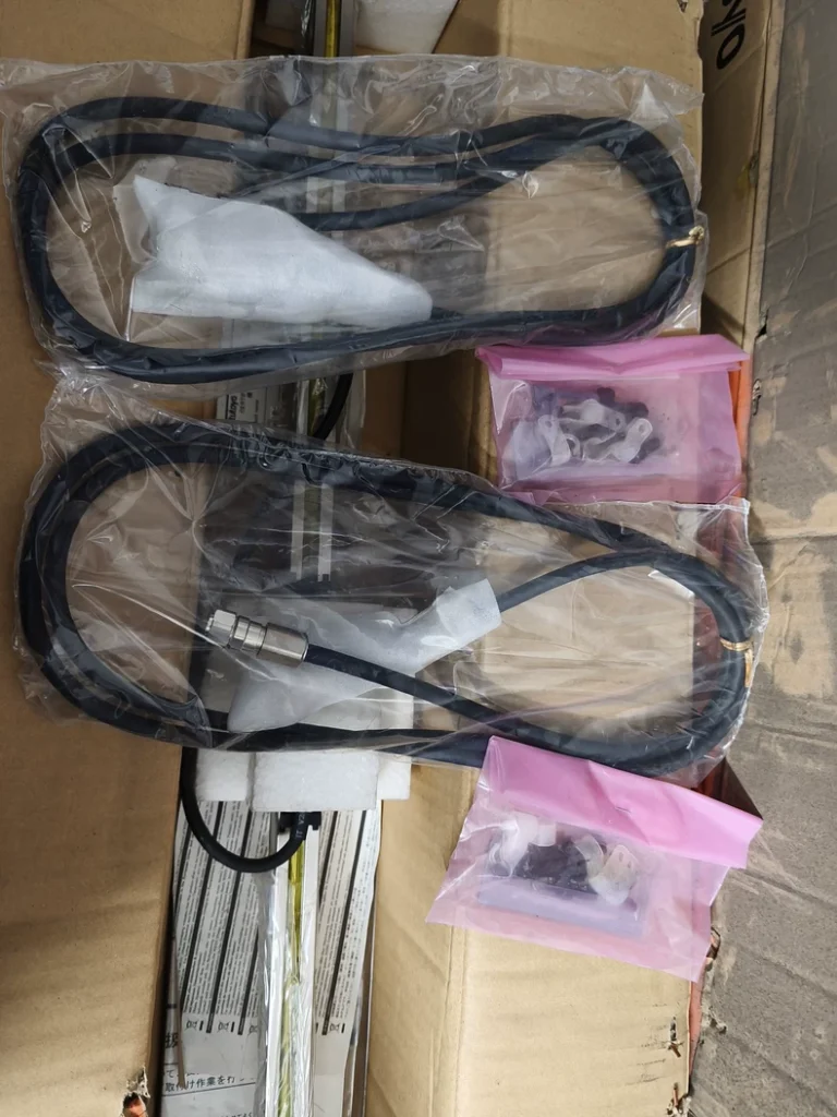 Mitutoyo Linear Scale Encoder AT553-700-SC thumbnail