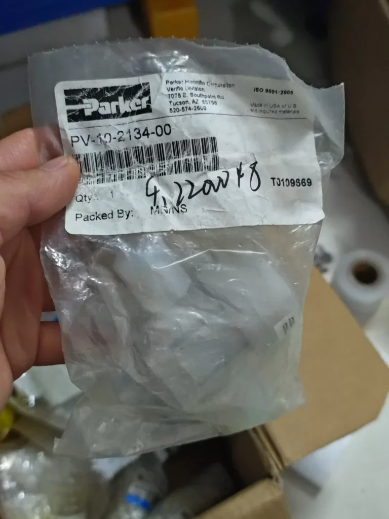 Parker PV-10-2134-00 Valve