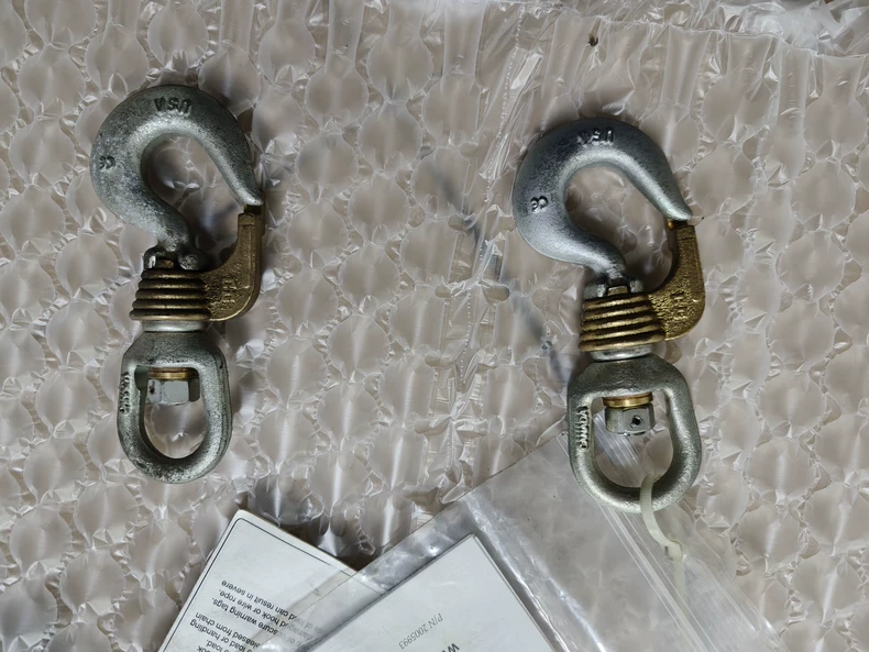 Ingersoll Rand Pneumatic Hoist Swivel Hook 10208 thumbnail