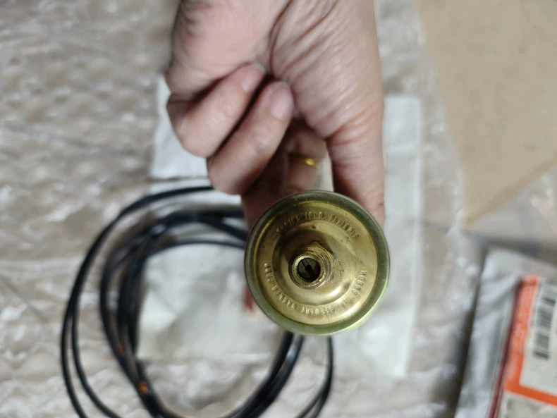 Gardner Denver Air Filter Differential Pressure Switch 88H195 thumbnail