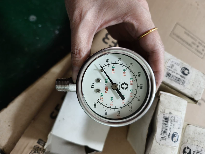 Graco Pressure Gauge 187876 thumbnail