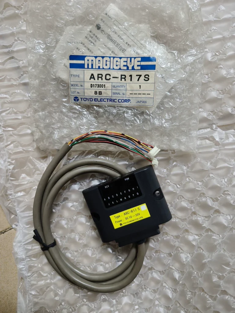 TOYO Photoelectric Sensor ARC-R17S