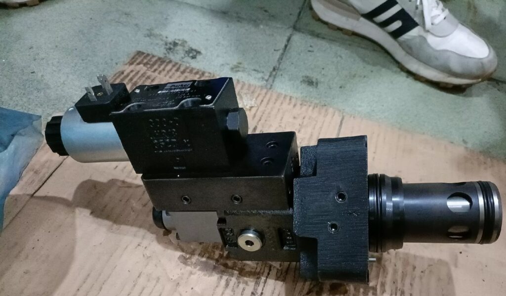 Parker Valve TEA032EW09B2NLWJ23R thumbnail