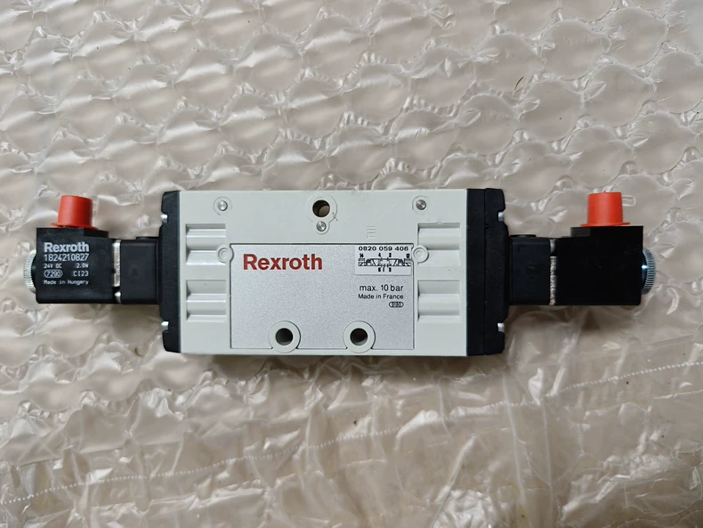 Bosch Rexroth Solenoid Directional Valve 0820059406