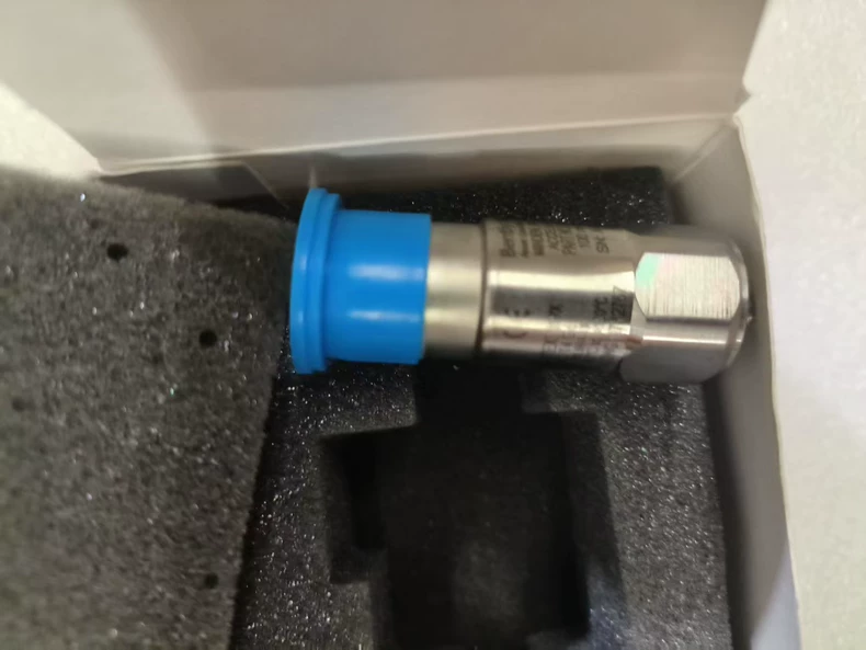 Bently Nevada Vibration Sensor AM3100T2-Z2