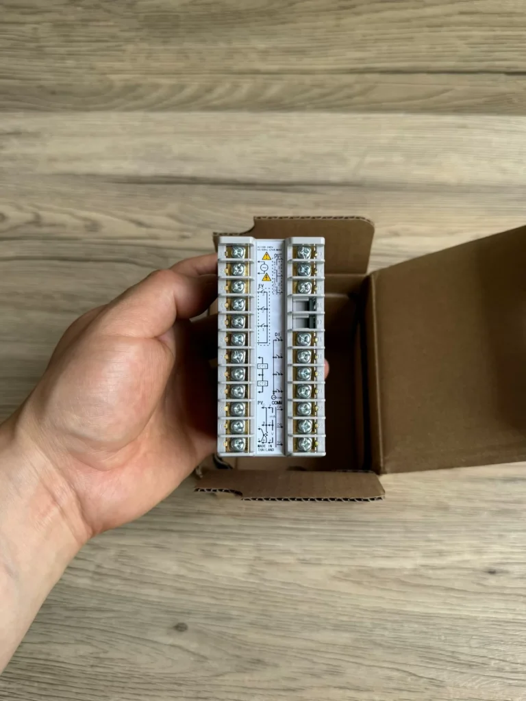 Azbil C35TVCUA120A Module thumbnail