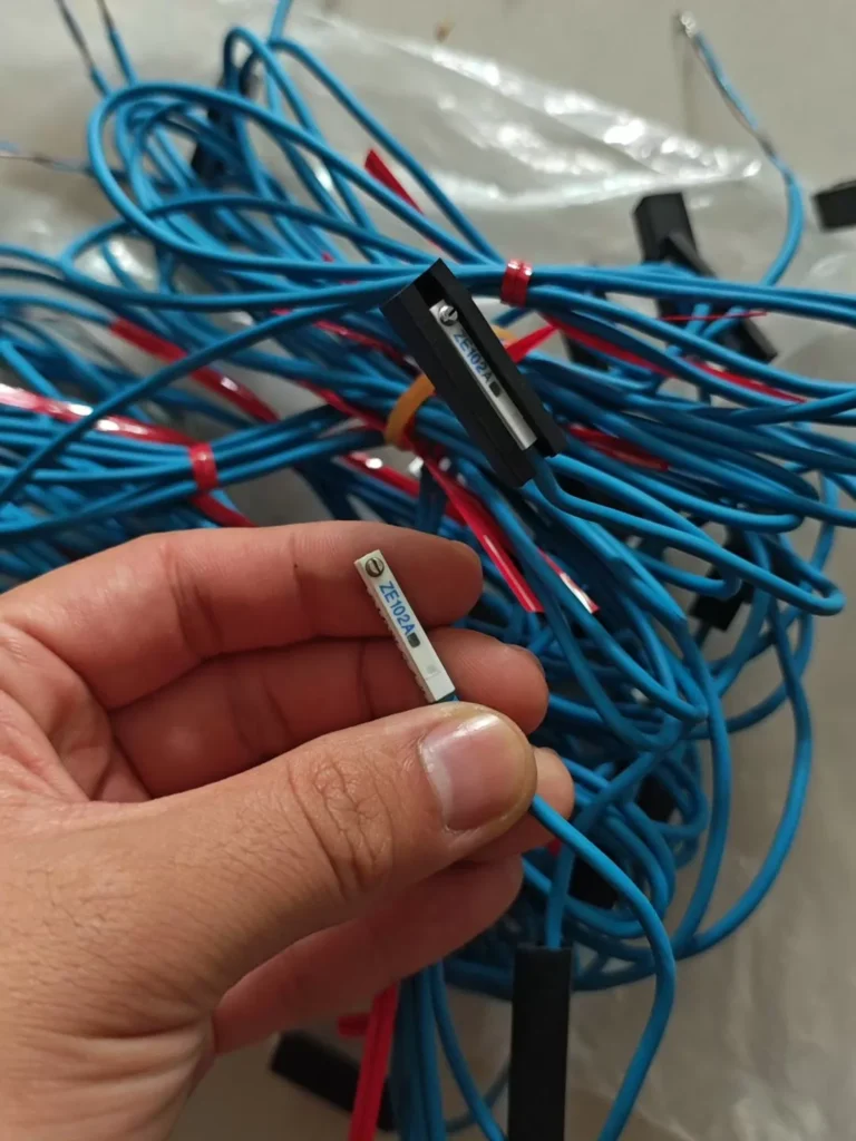 Koganei ZE102A Magnetic Cylinder Switch