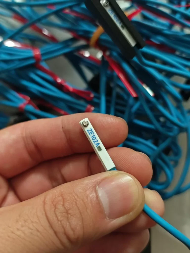 Koganei ZE102A Magnetic Cylinder Switch thumbnail