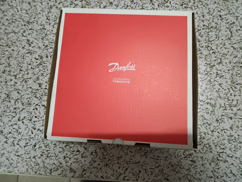 Danfoss Thermostatic Expansion Valve 067N3168 thumbnail