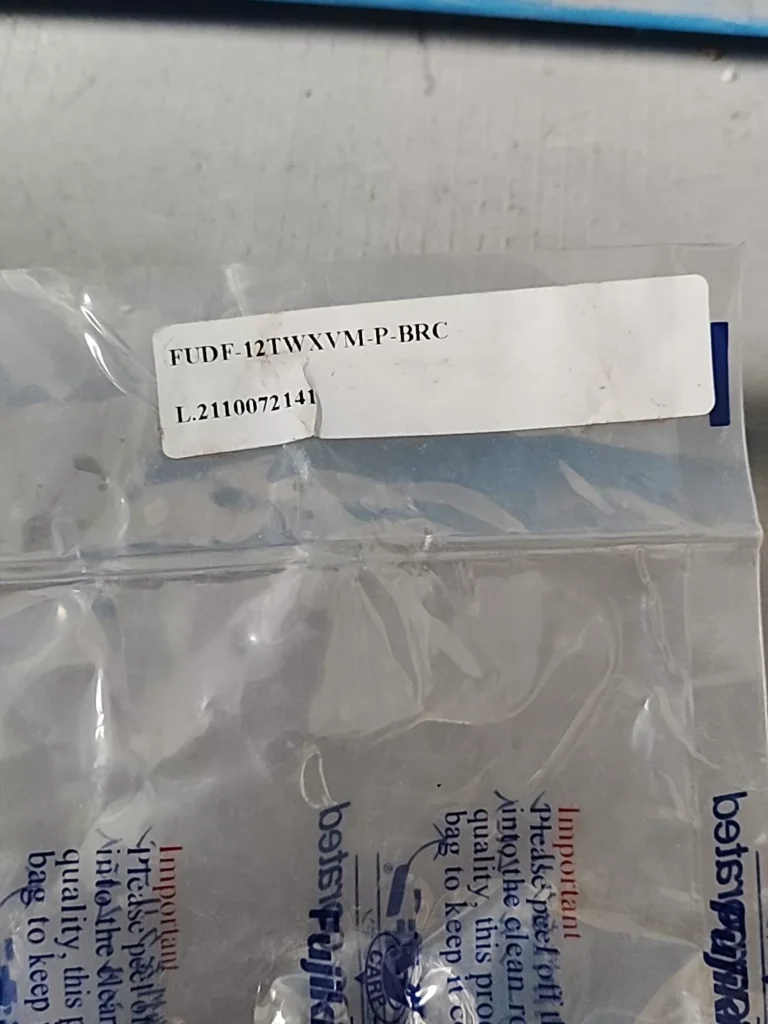 Fujikin FUDF-12TWXVM-P-BRC Diaphragm Valve thumbnail