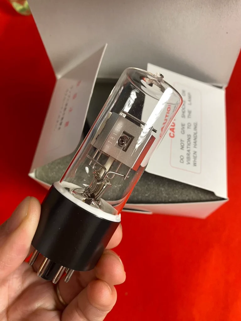 Hamamatsu Photonics Deuterium Lamp L6302-40 thumbnail