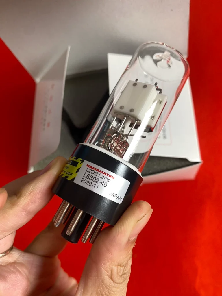 Hamamatsu Photonics Deuterium Lamp L6302-40 thumbnail