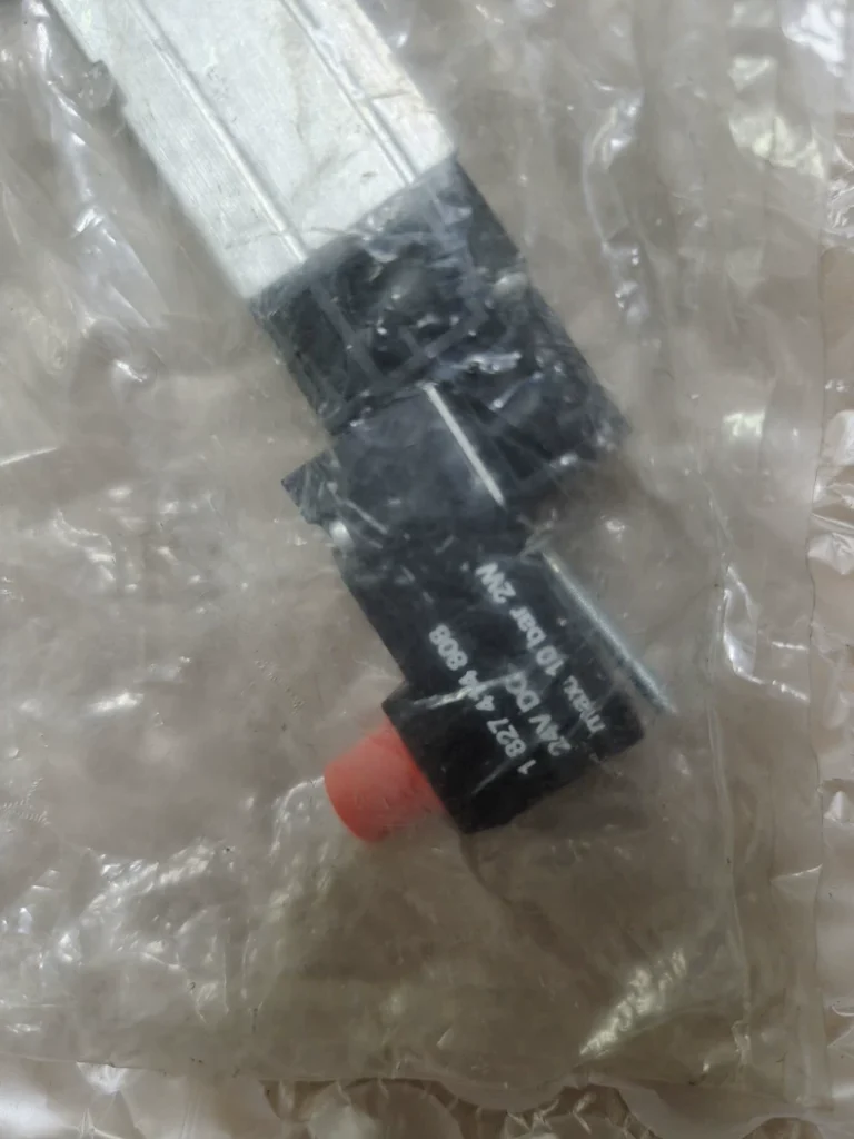 Bosch Rexroth Solenoid Valve 0820037202 thumbnail