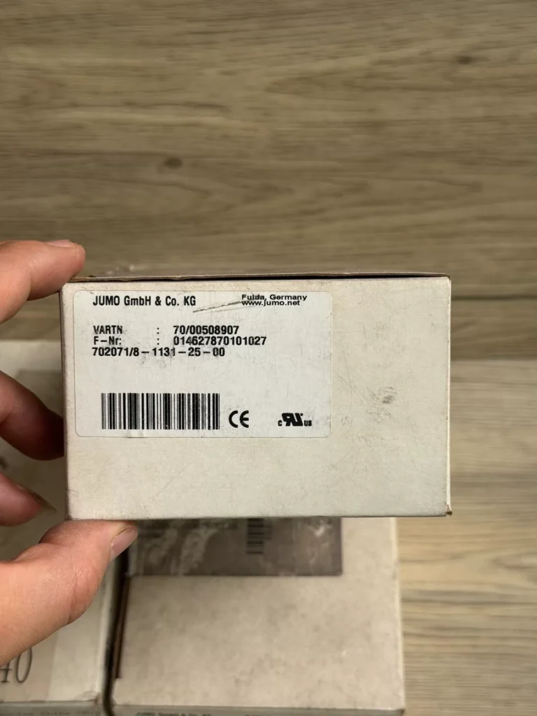 JUMO 702071/8-1131-25-00 Controller thumbnail