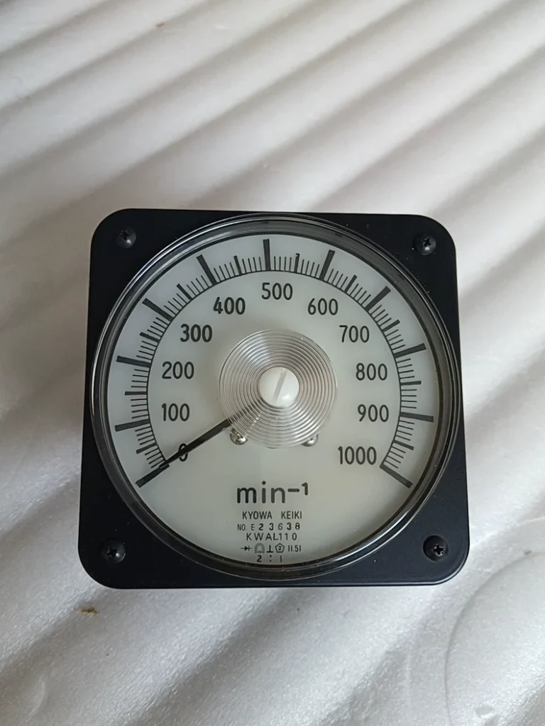 KYOWA KWAL110 Tachometer