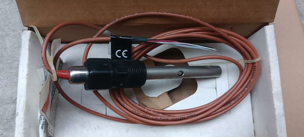 GF Piping Systems 198844000 Temperature Sensor thumbnail