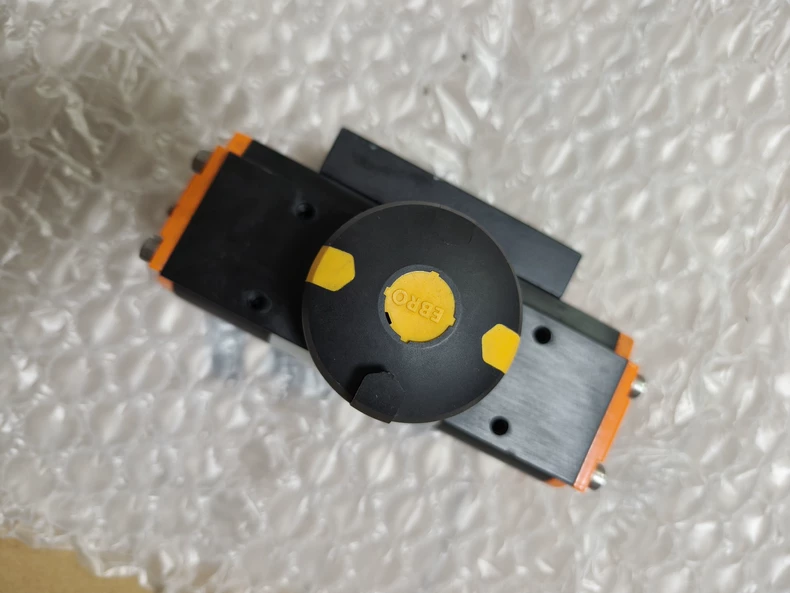EBRO Pneumatic Rotary Actuator EB4.1SYD thumbnail