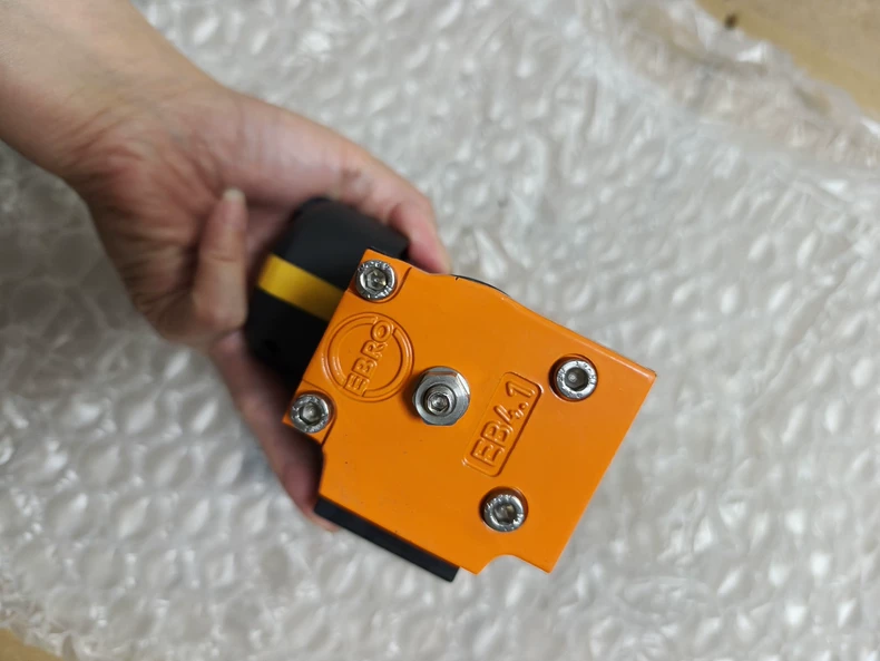 EBRO Pneumatic Rotary Actuator EB4.1SYD thumbnail