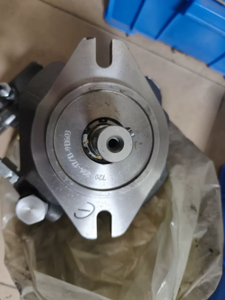 Bosch Rexroth Valve R910985329 thumbnail