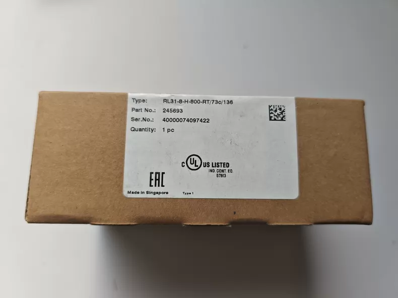 Pepperl+Fuchs Photoelectric Sensor RL31-8-H-800-RT/73C/136 thumbnail
