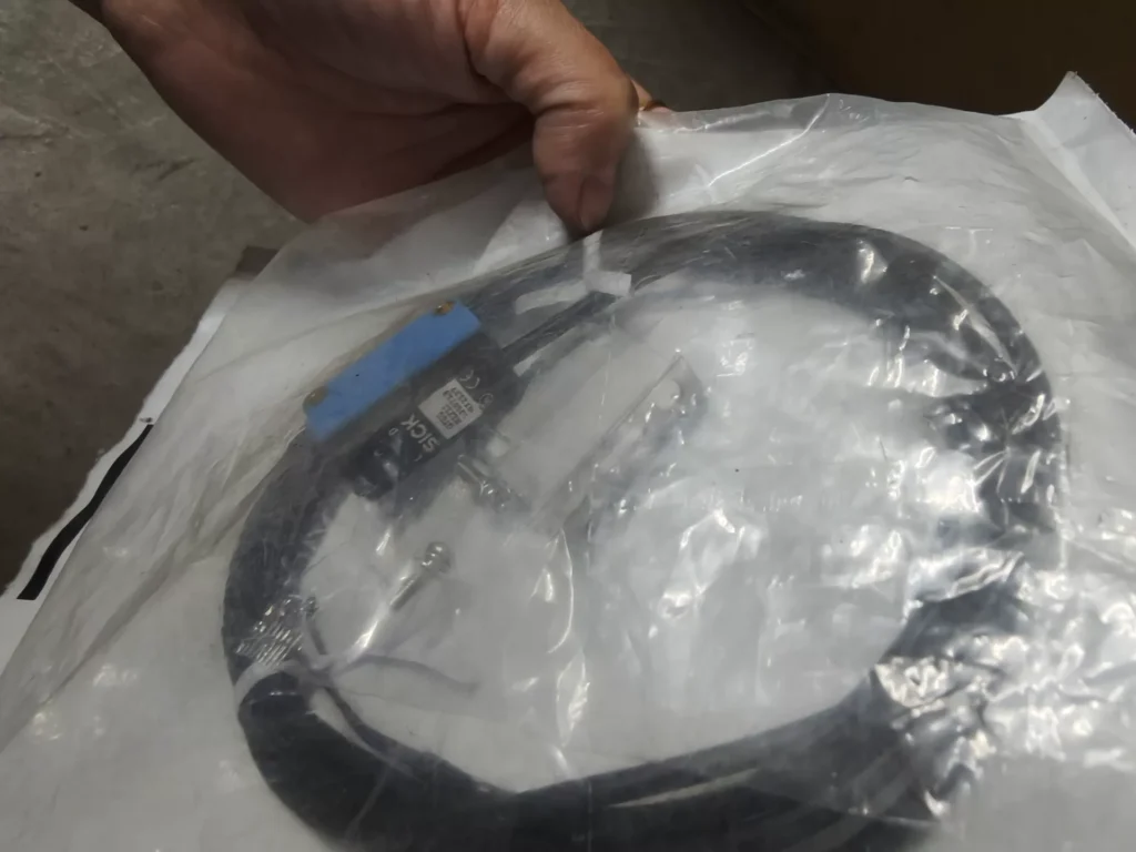 SICK Photoelectric Sensor GTE6-N1212 thumbnail