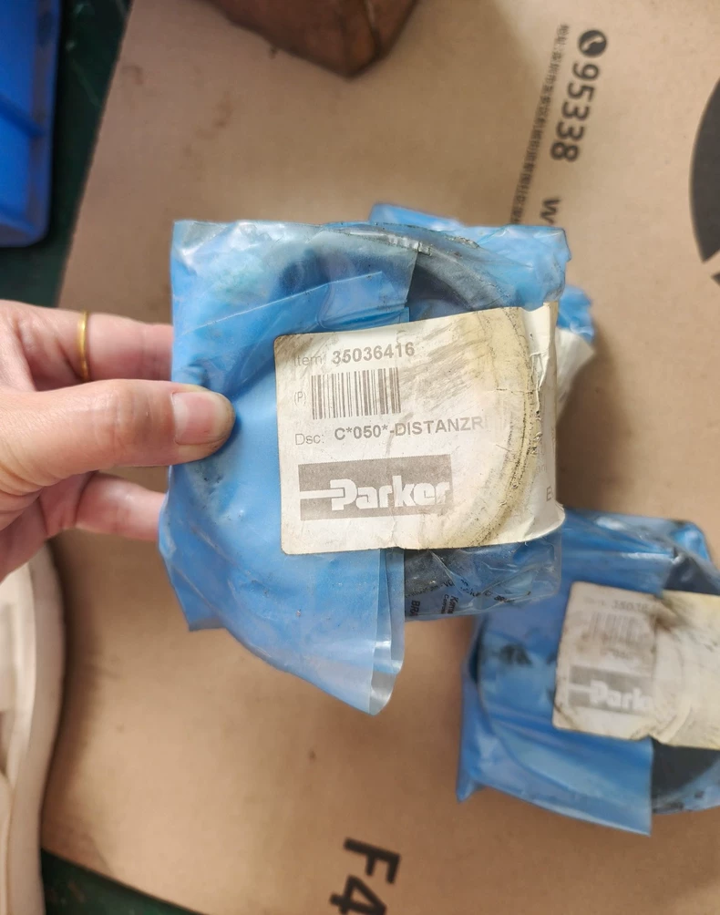 Parker Plunger Pump Spacer 35036416