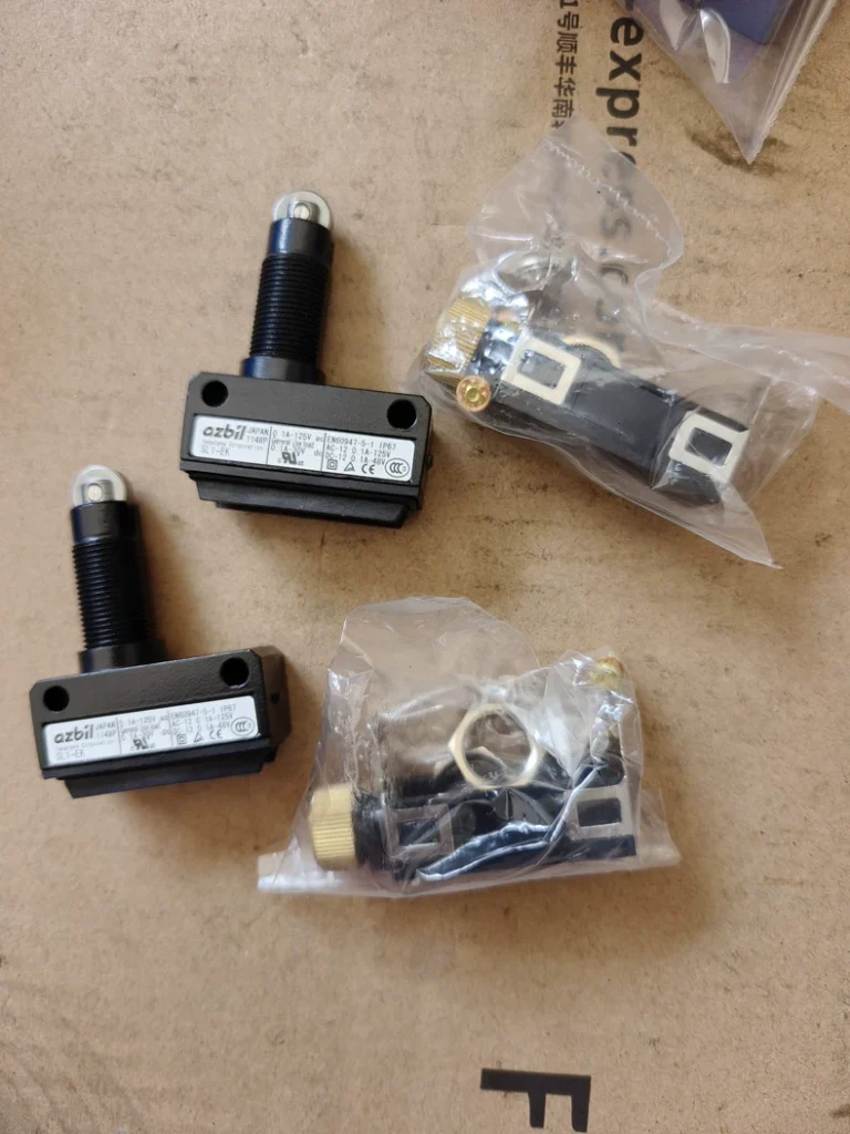 Azbil Micro Limit Switch SL1-EK