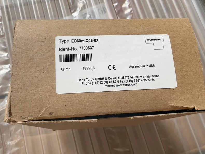 Turck EO60m-Q45-6X Photoelectric Sensor