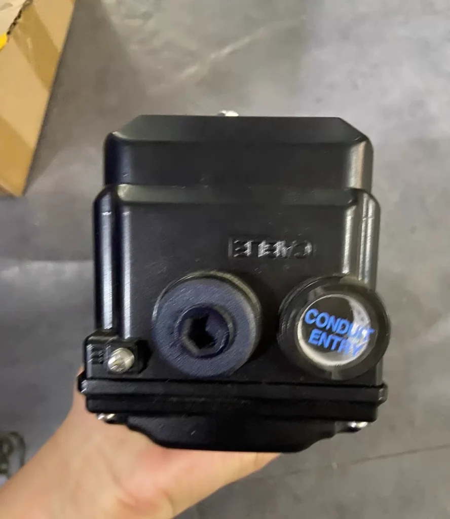 YTC YT-3300 Positioner thumbnail