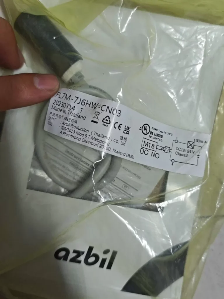 Azbil FL7M-7J6HW-CN03 Proximity Sensor thumbnail