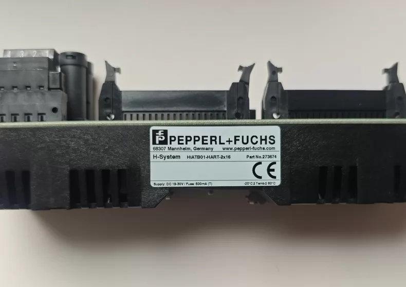 Pepperl+Fuchs HIATB01-HART-2X16 HART Communication Board thumbnail