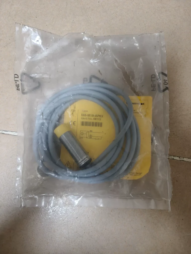Turck Proximity Sensor ni8-m18-ap6x
