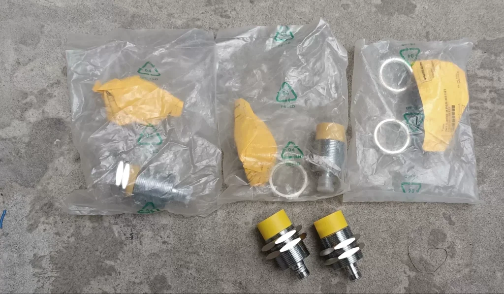 Turck NI15-M30-AP6X-H1141 Proximity Sensor thumbnail