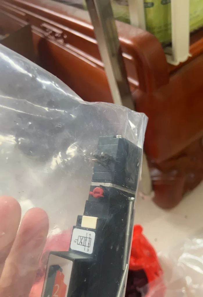 Burkert 5470G Solenoid Valve thumbnail