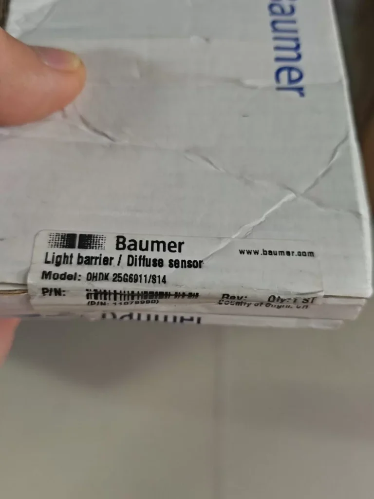 Baumer OHDK 25G6911/S14 Photoelectric Sensor