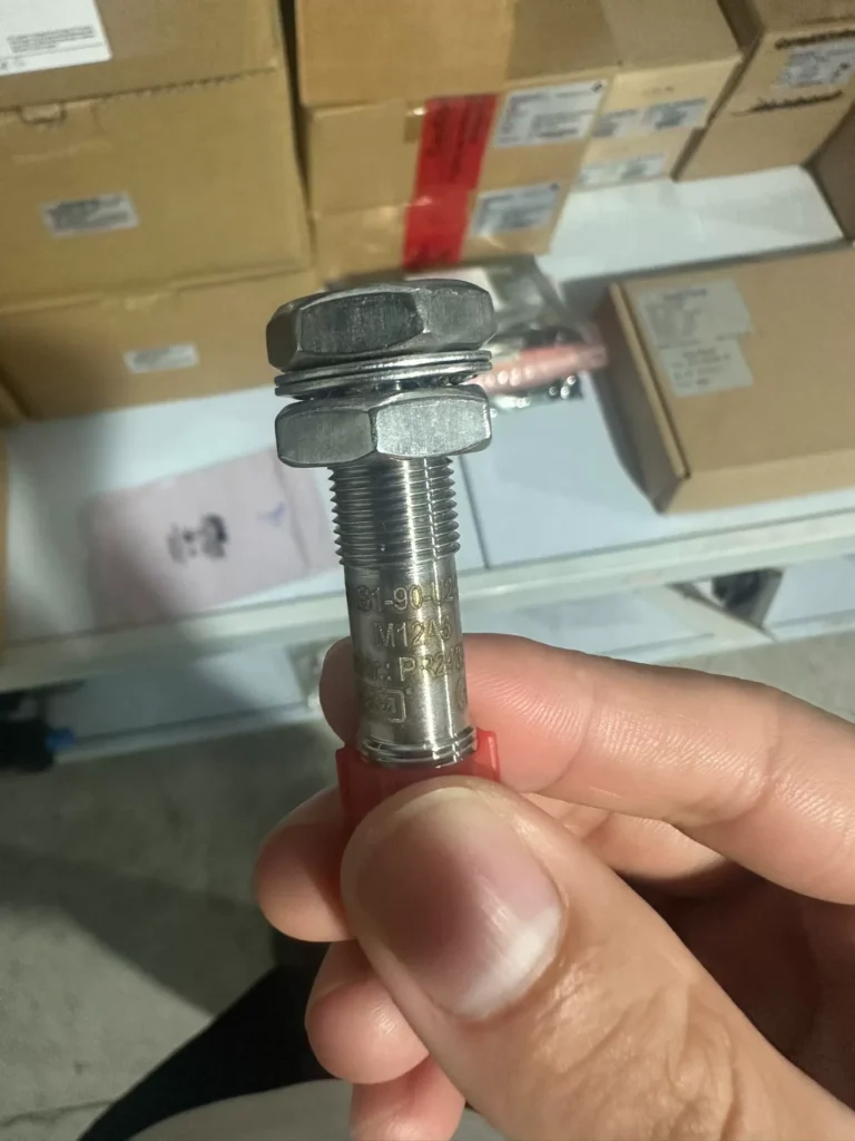 ASM PRAS1-90-U2-C Displacement Sensor thumbnail
