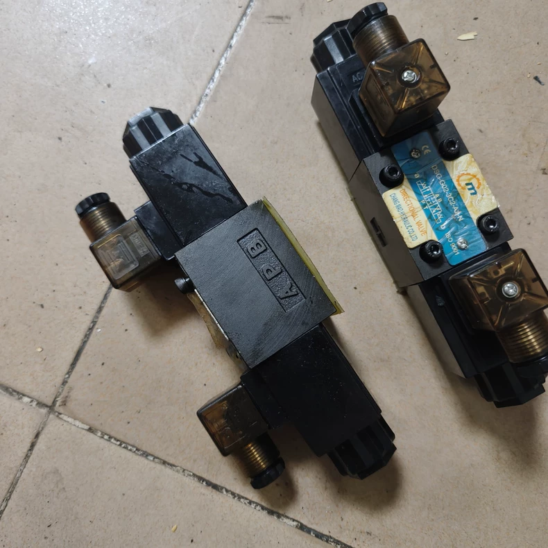 CHANGMAO Solenoid Directional Valve DSG-G02-3C2-A2 thumbnail