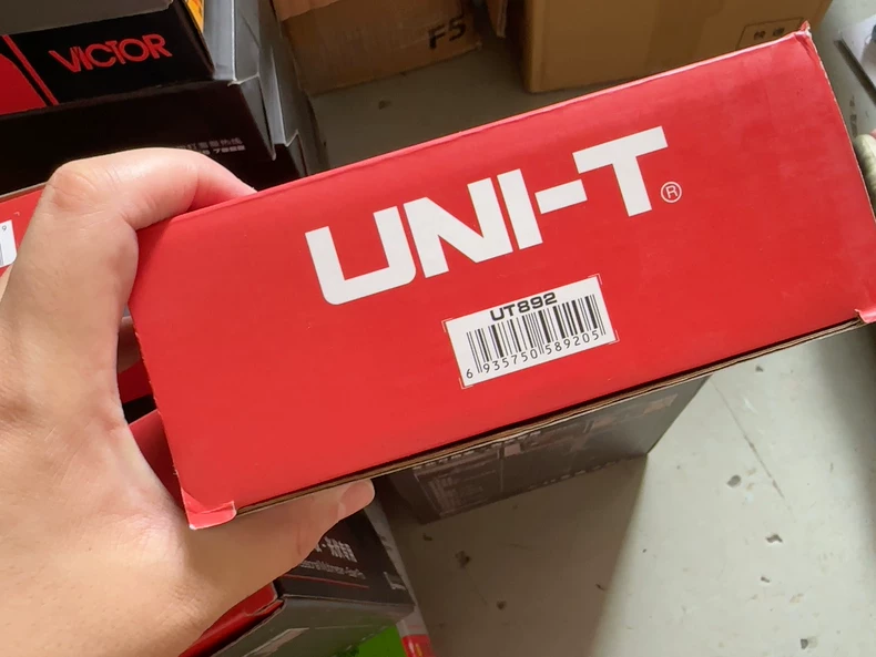 UNI-T UT892 Multimeter