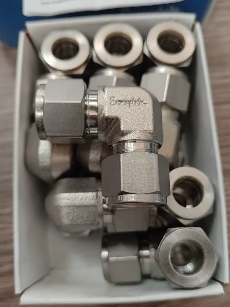 Swagelok SS-810-9 Tube Fitting