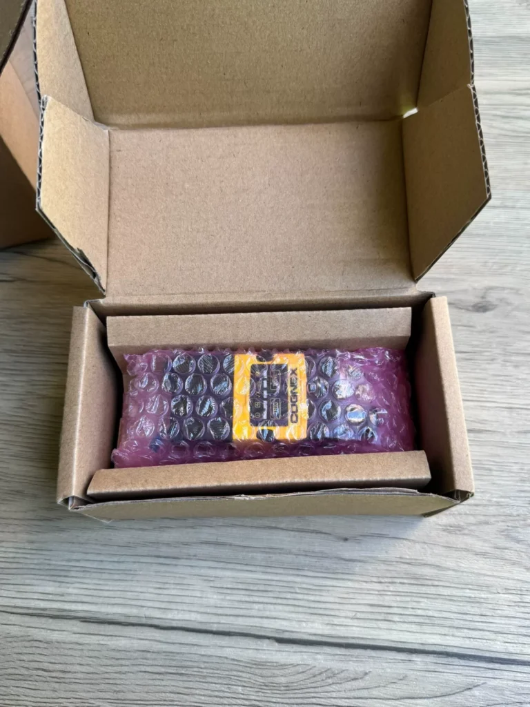 Cognex DM262X Industrial Camera thumbnail