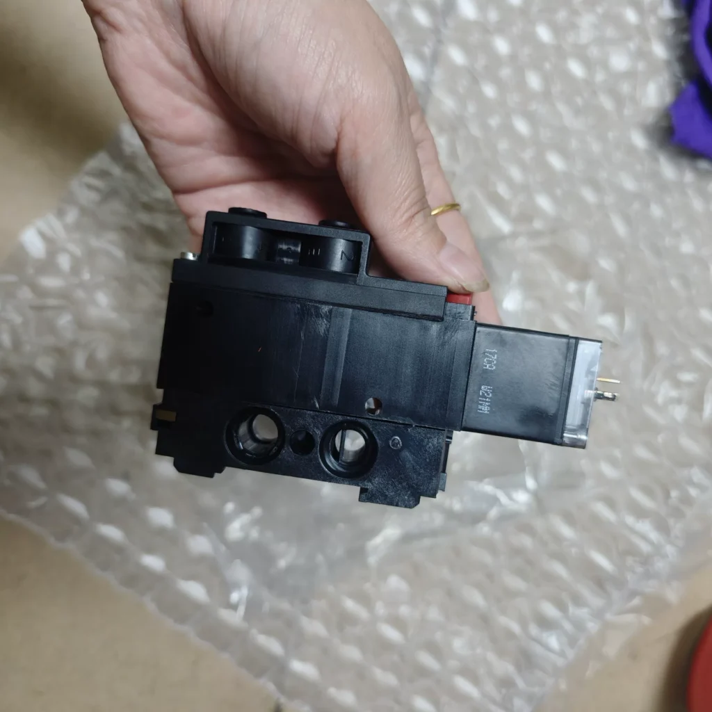 Burkert Solenoid Valve 0470G thumbnail