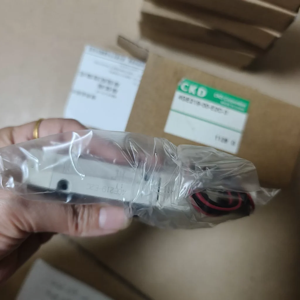 CKD Valve 4GE219-00-E2C-3 thumbnail