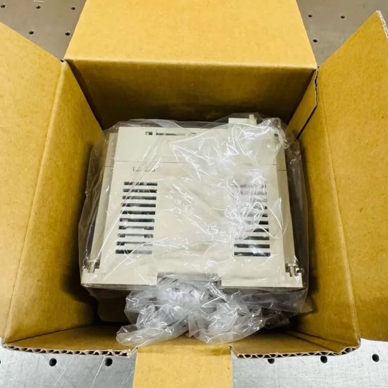 Yaskawa JEPMC-MP2300-E PLC Module thumbnail