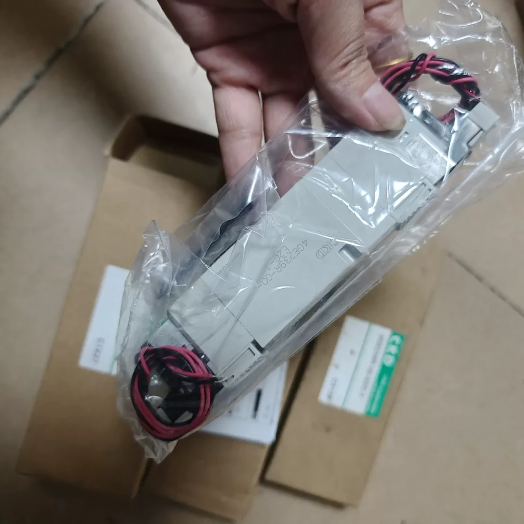 CKD Valve 4GE239R-00-E2C-3 thumbnail