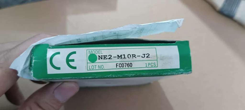 TAKEX NE2-M10R-J2 Photoelectric Sensor thumbnail